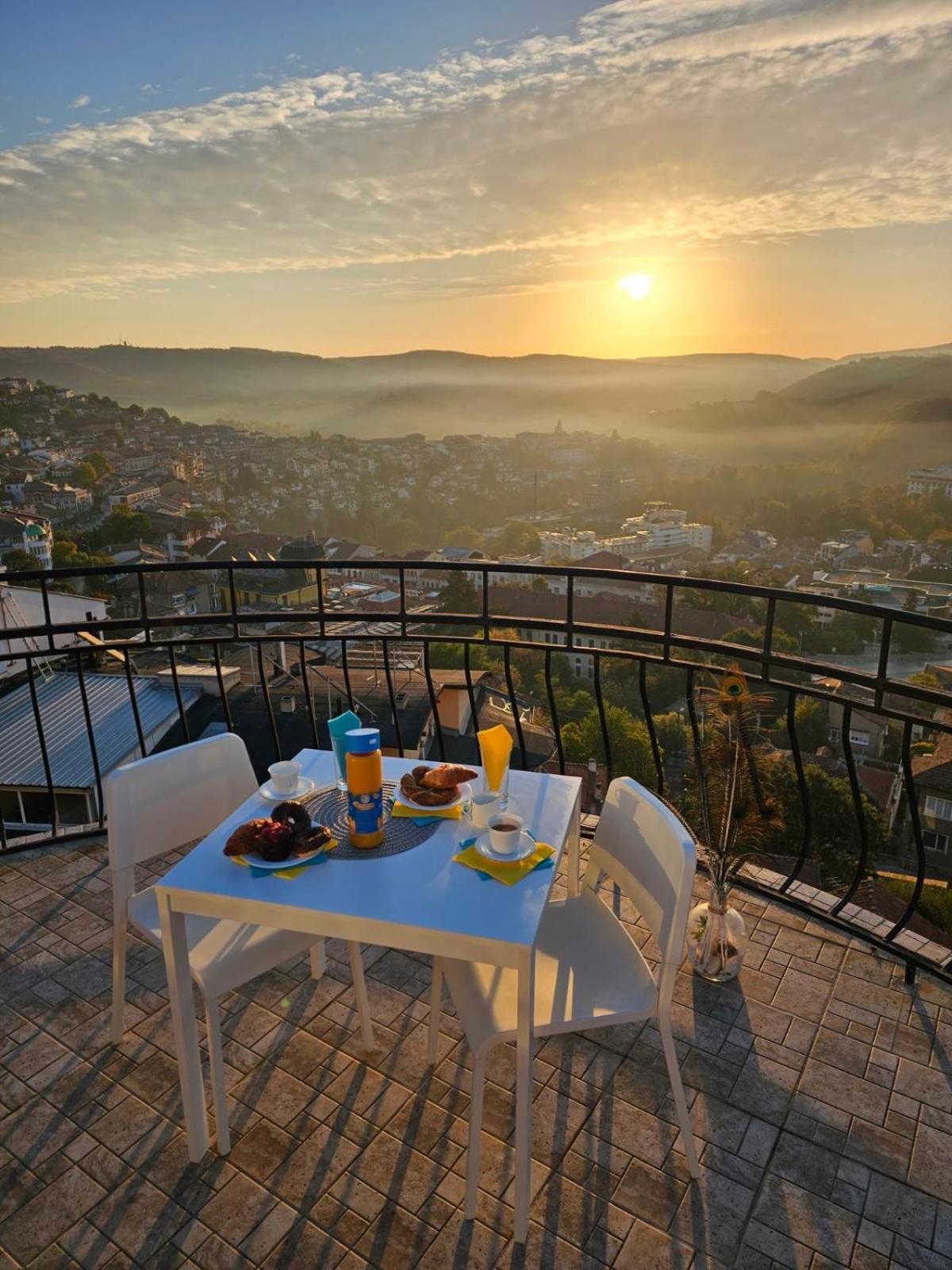 Top Sky View - Studio Panorama Veliko Tarnovo Luaran gambar