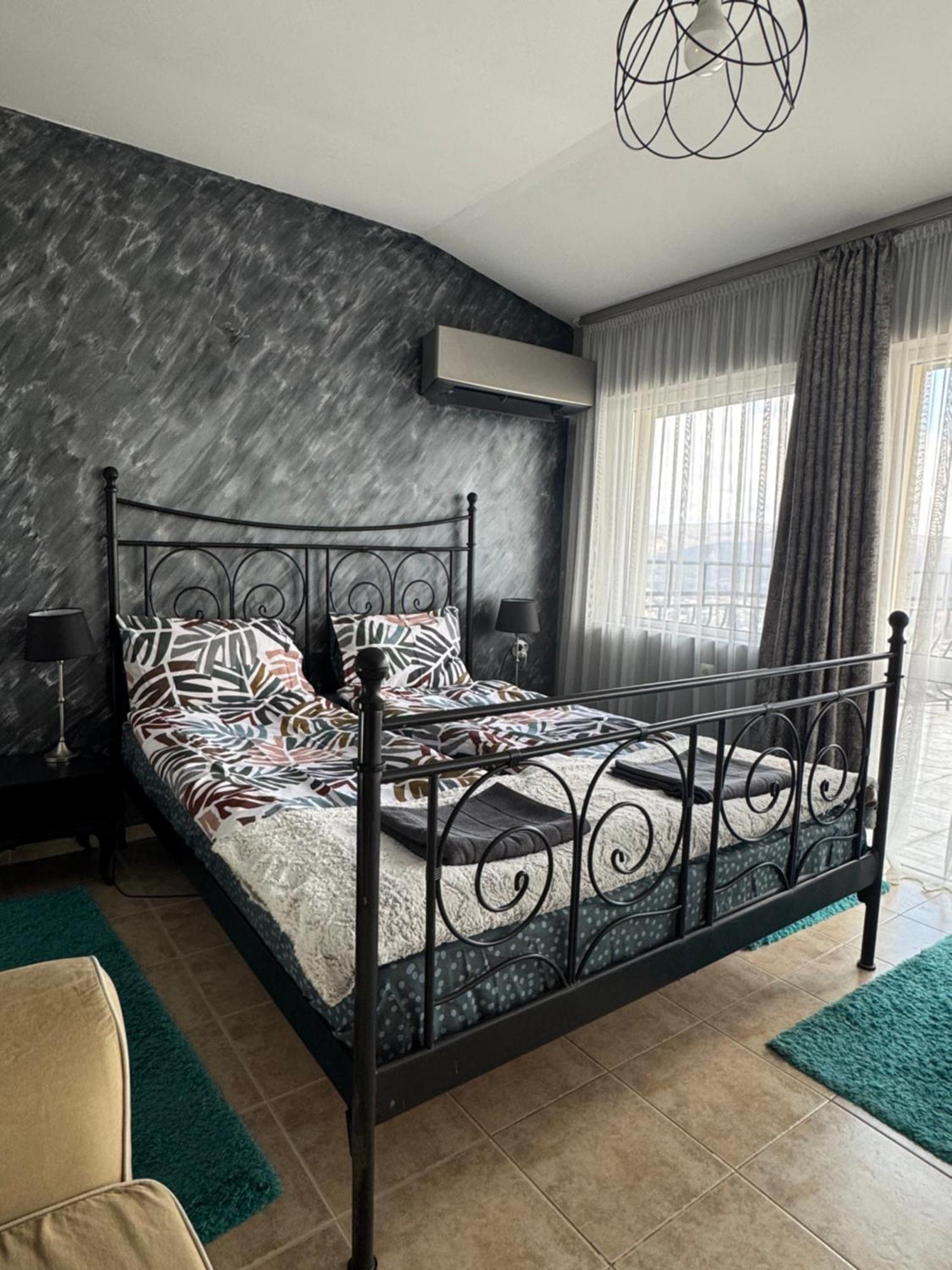 Top Sky View - Studio Panorama Veliko Tarnovo Luaran gambar