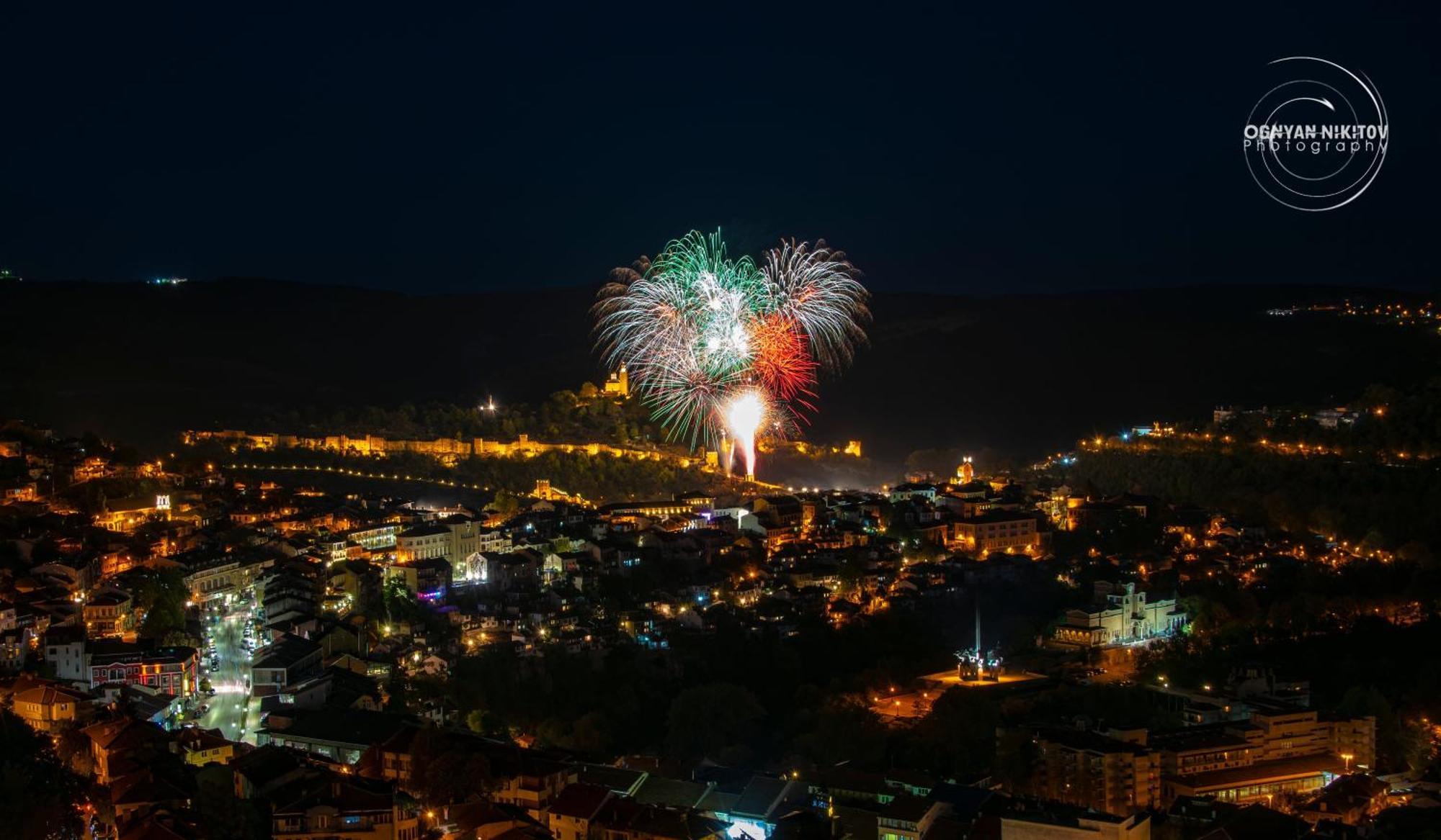Top Sky View - Studio Panorama Veliko Tarnovo Luaran gambar